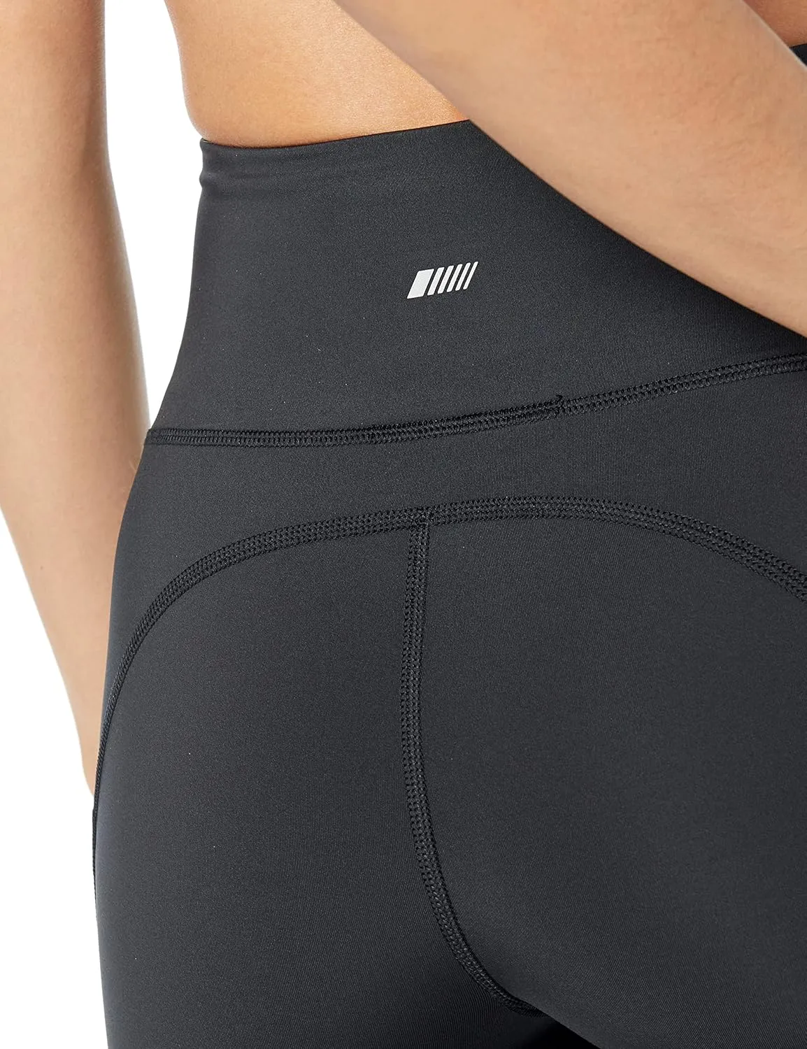 Amazon Essentials Women's Active Sculpt High Rise 7 Bike Shorts with Pockets