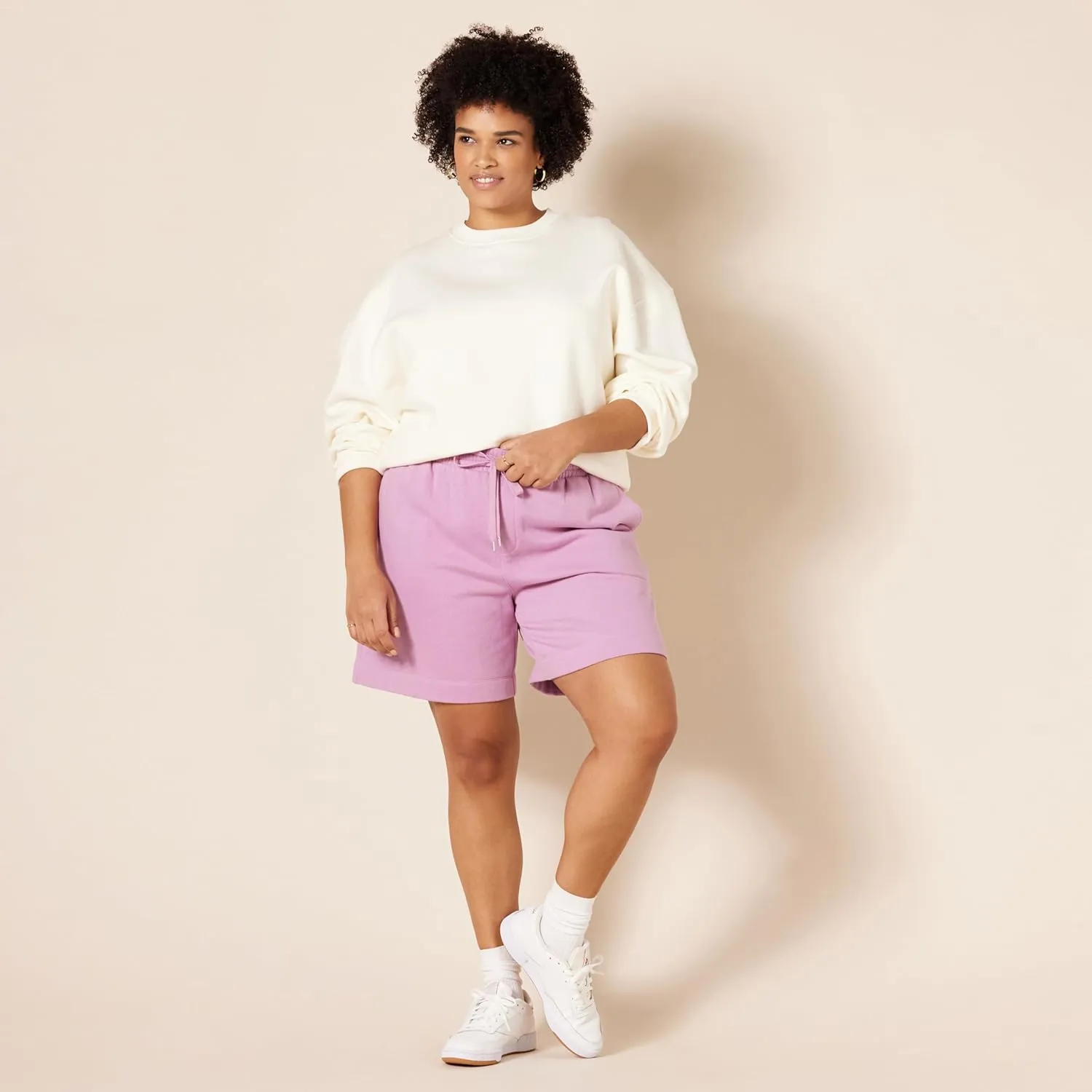 Amazon Essentials Women's Fleece High Rise Bermuda Shorts, Plus Size Available