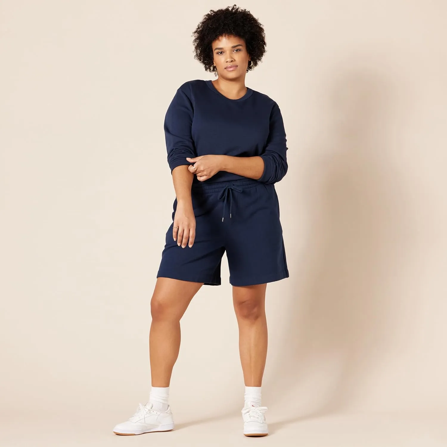 Amazon Essentials Women's Fleece High Rise Bermuda Shorts, Plus Size Available
