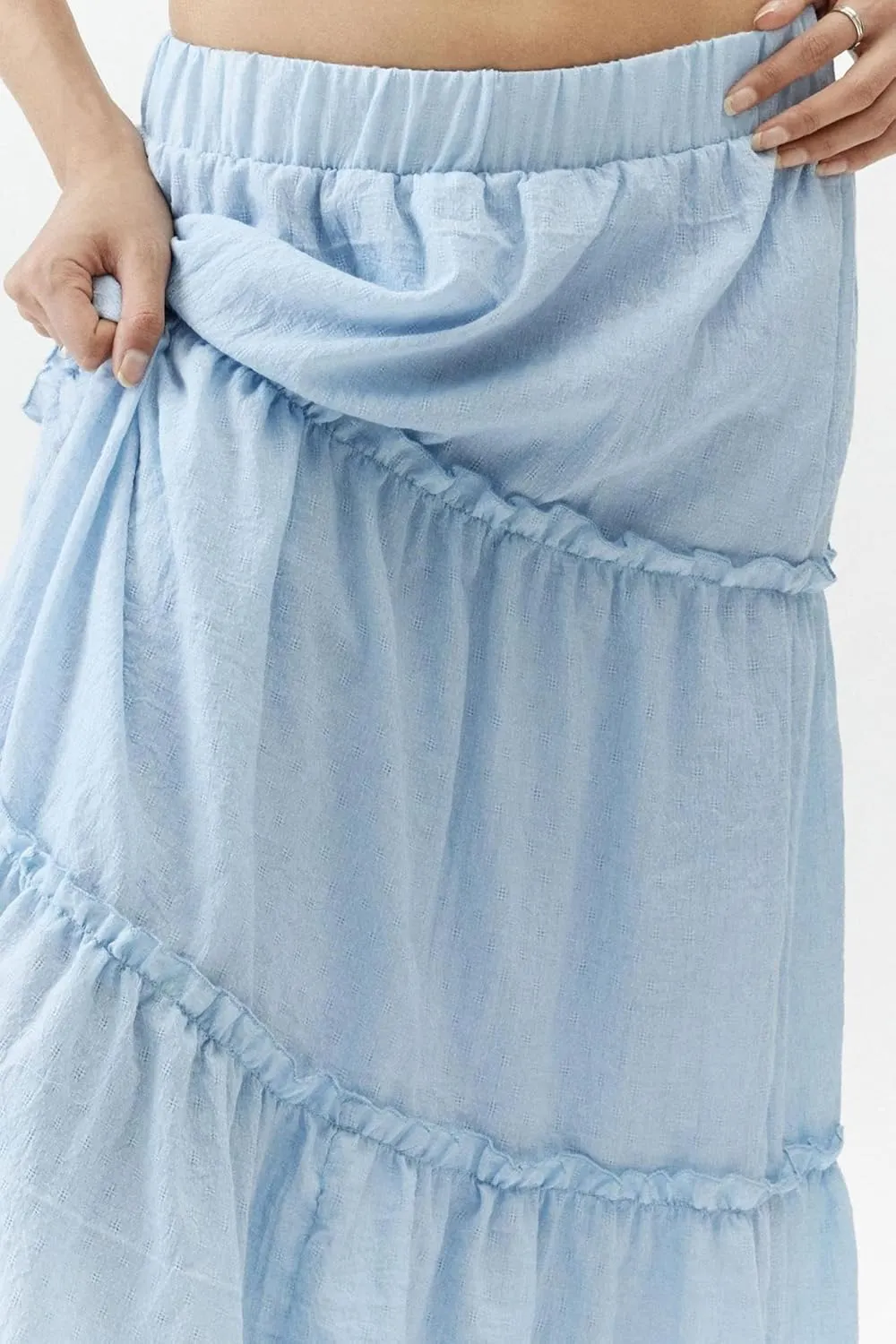 Lisskolo Tiered Skirts for Women Boho Maxi Flowy Pleated Skirts Elastic High Waist Ruffle A-Line Swing Long Beach Skirts