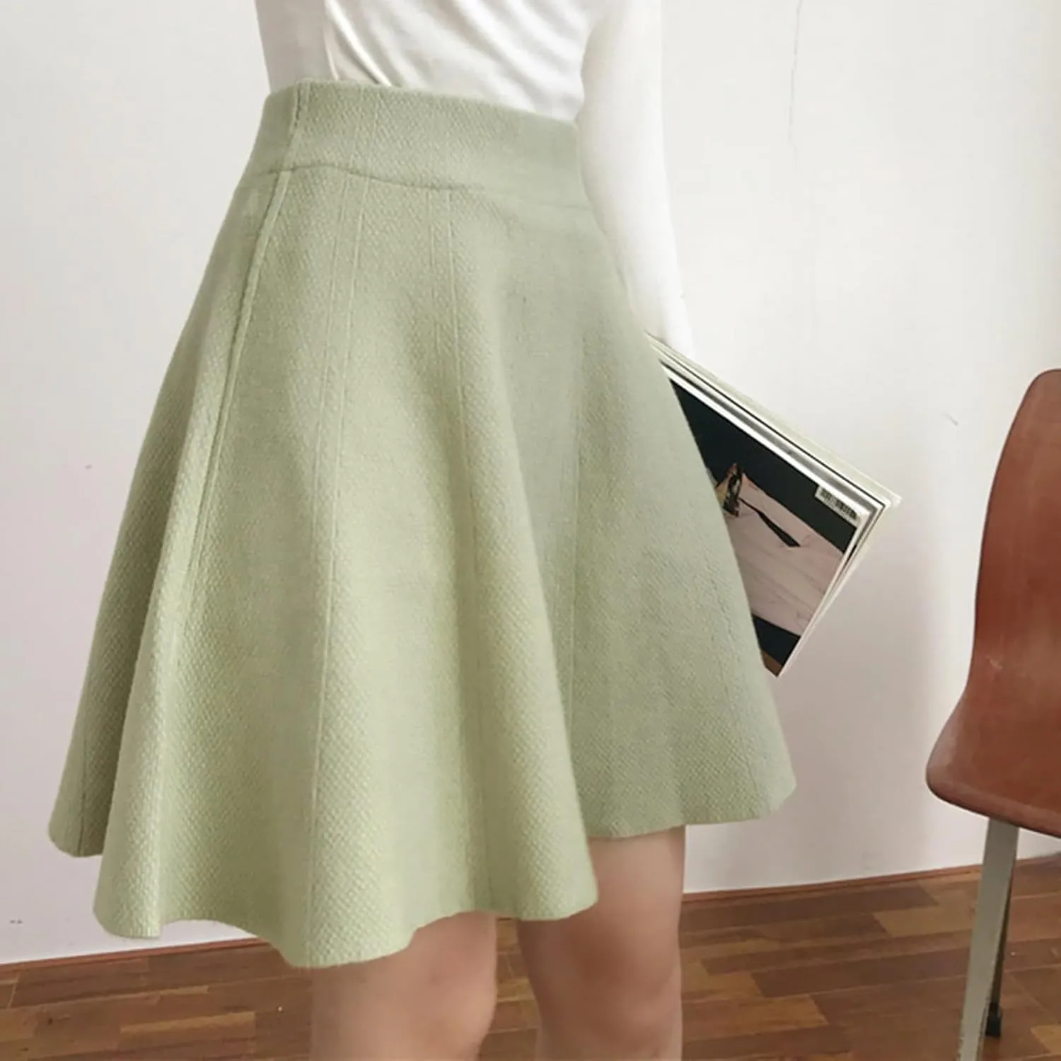 Women Elegant Skorts 2025 Fashion Stretch High Waist Flared Mini Skater Skirts Casual Solid Color Pleated Mini Skirt