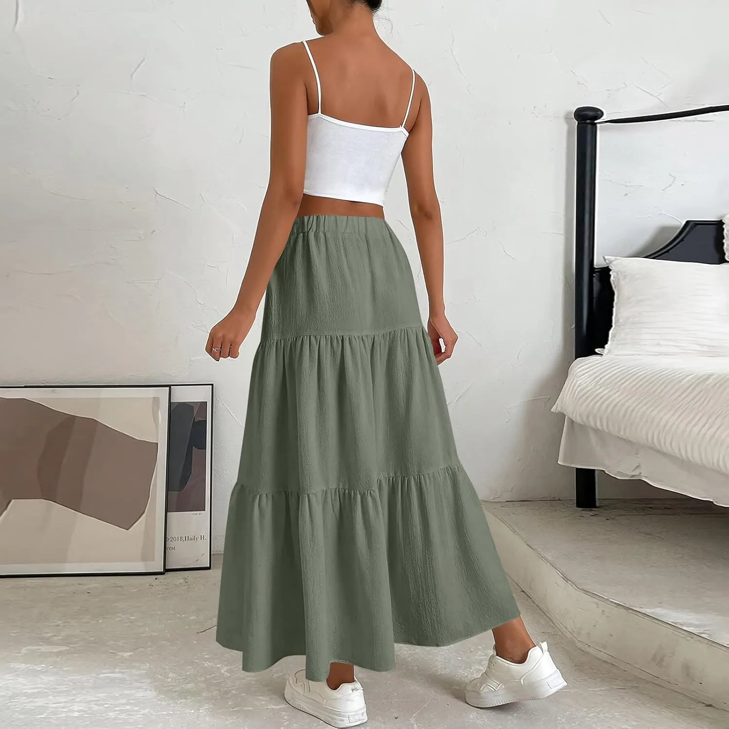 Womens High Waisted Basic Maxi Skirts 2025 Pleated Elastic Waist A-Line Skirt Trendy Summer Flowy Swing Long Skirts