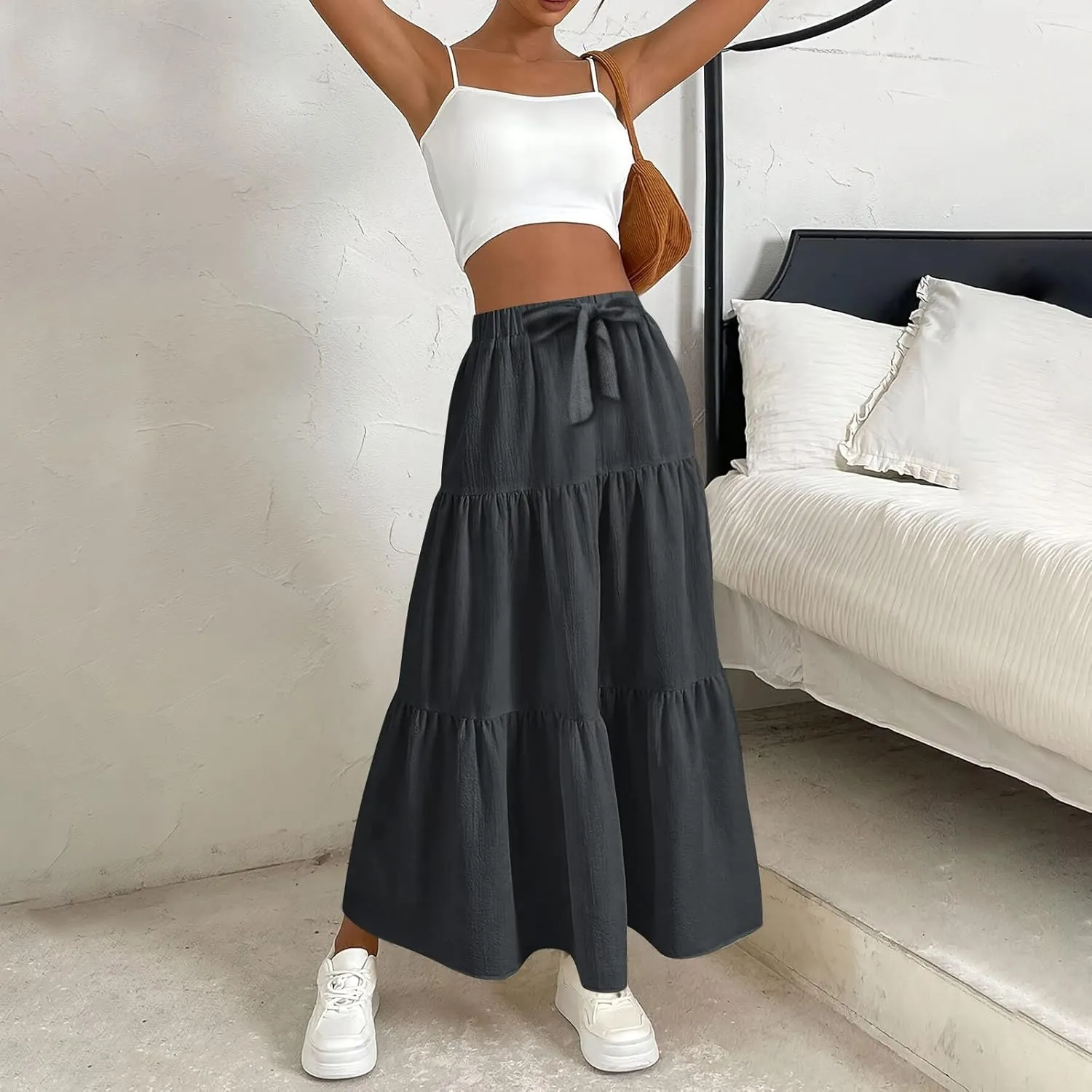 Womens High Waisted Basic Maxi Skirts 2025 Pleated Elastic Waist A-Line Skirt Trendy Summer Flowy Swing Long Skirts