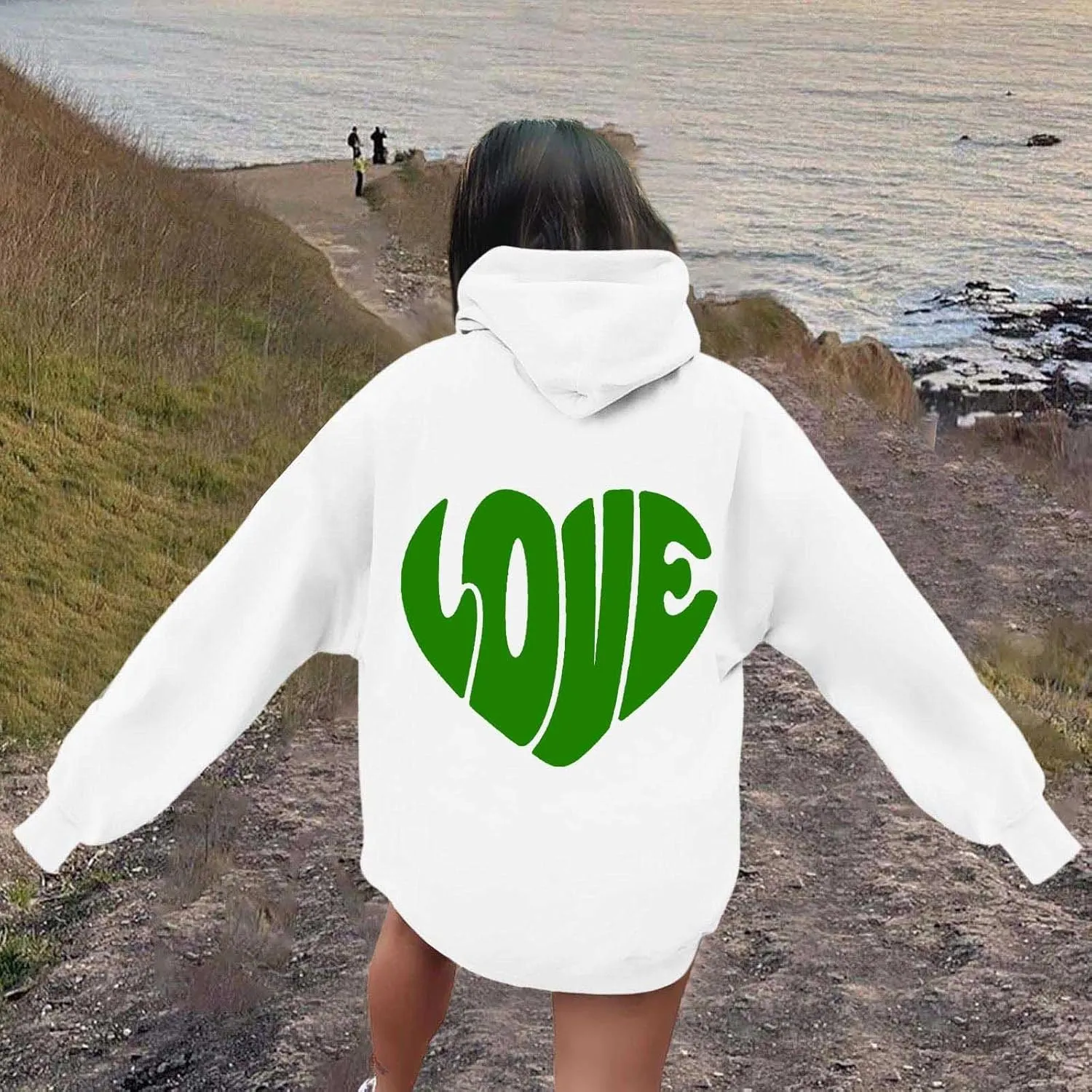 Women's Hoodies Heart Print Graphic Long Sleeve Oversized Sweatshirts Drawstring Pullover Top with Pockets