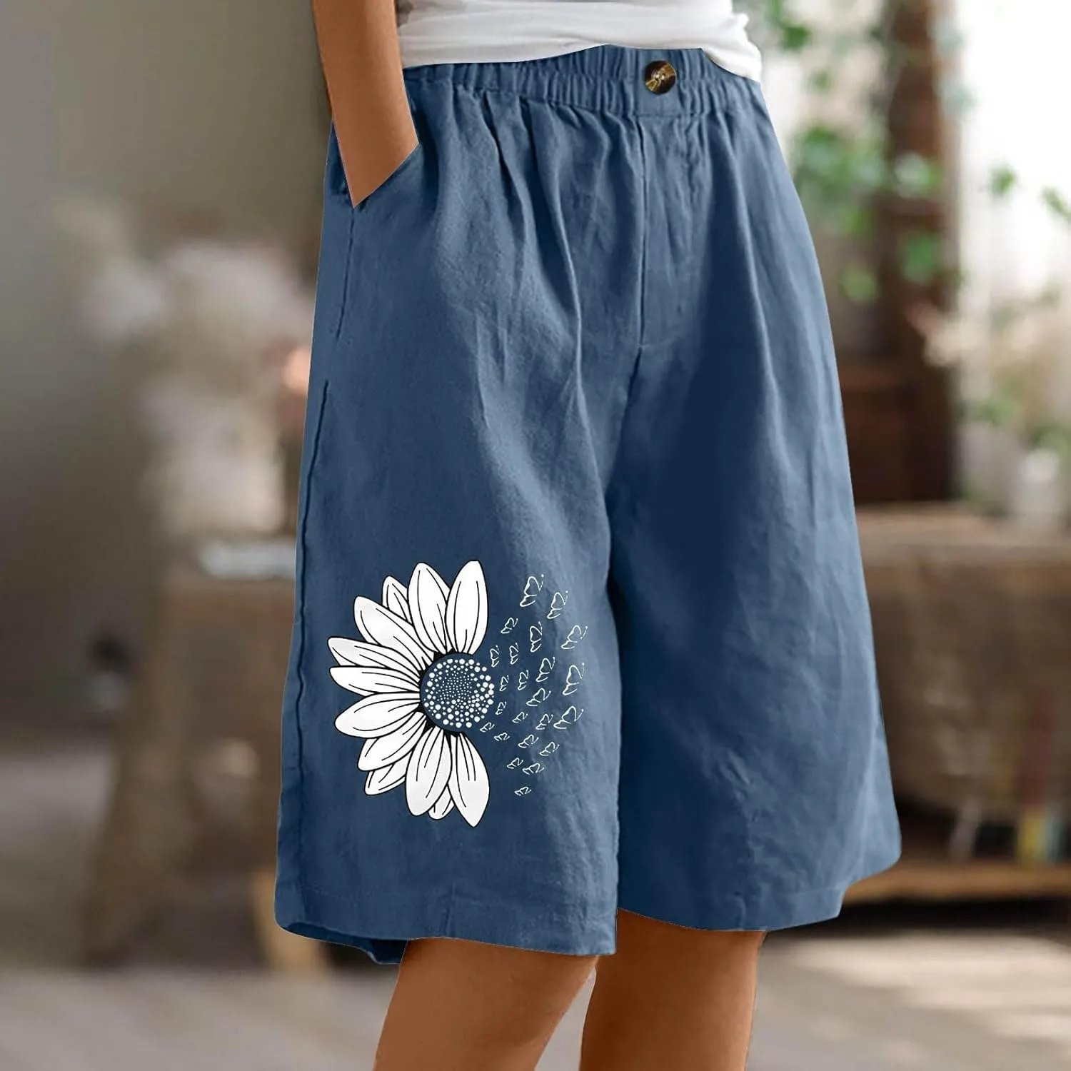 Women's Loose Bermuda Shorts Knee Length Daisy Printing Button Front Shorts Breathable Stretchy Soft-Fit Casual Short